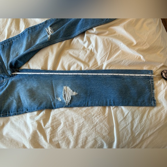 REFORMATION NWOT Distressed Cynthia High Rise Straight Jeans - Size 25 - Picture 8 of 9